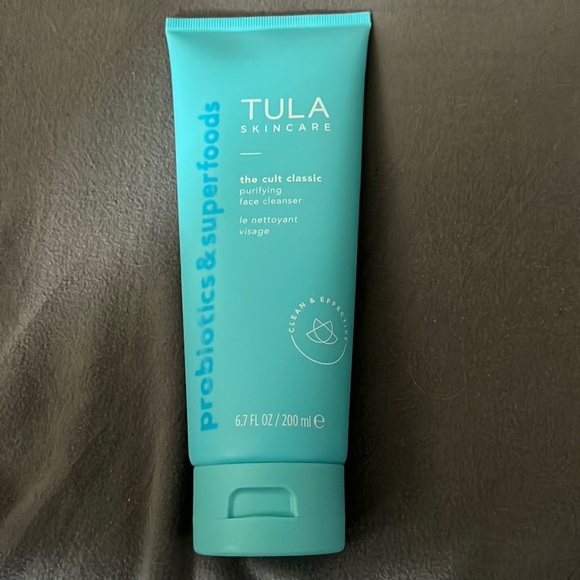 Tula skincare cleanser - Picture 1 of 2